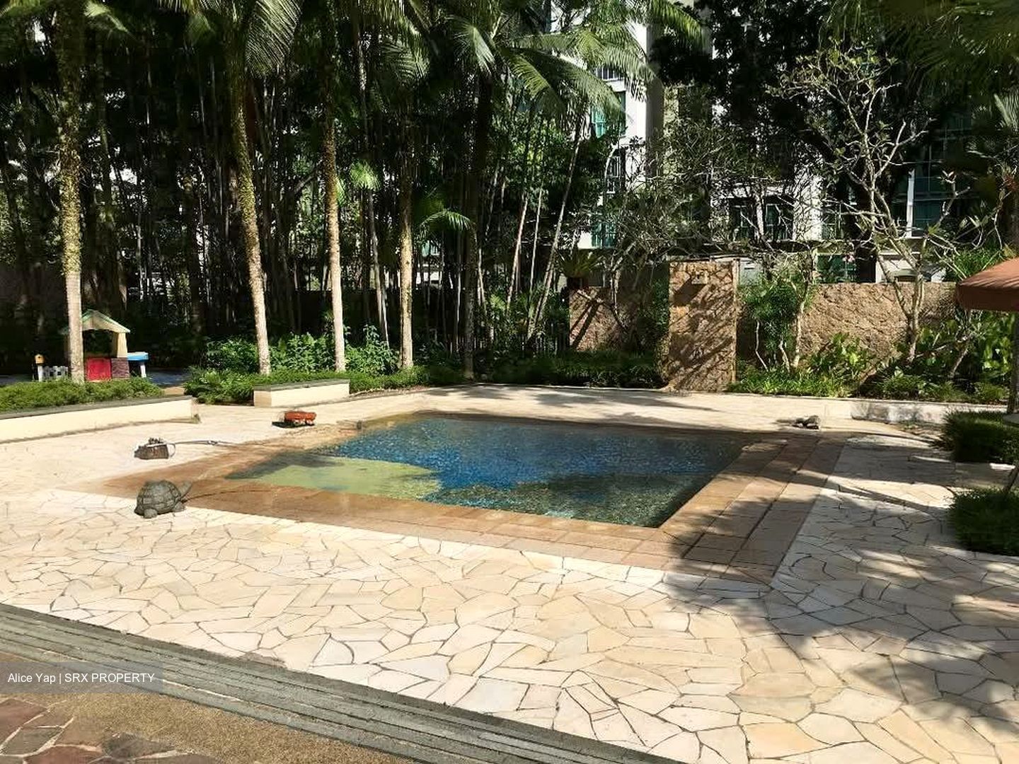 Hilltop Grove (D23), Condominium #558501371